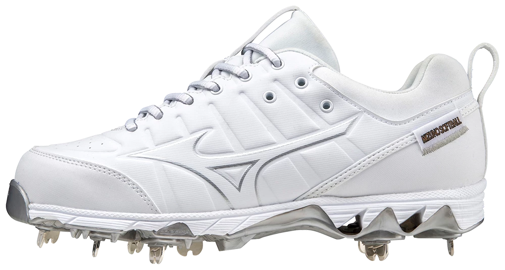 Mizuno 9-Spike Swift 7 Low Metal Softball Cleats - 320638 - Image 5